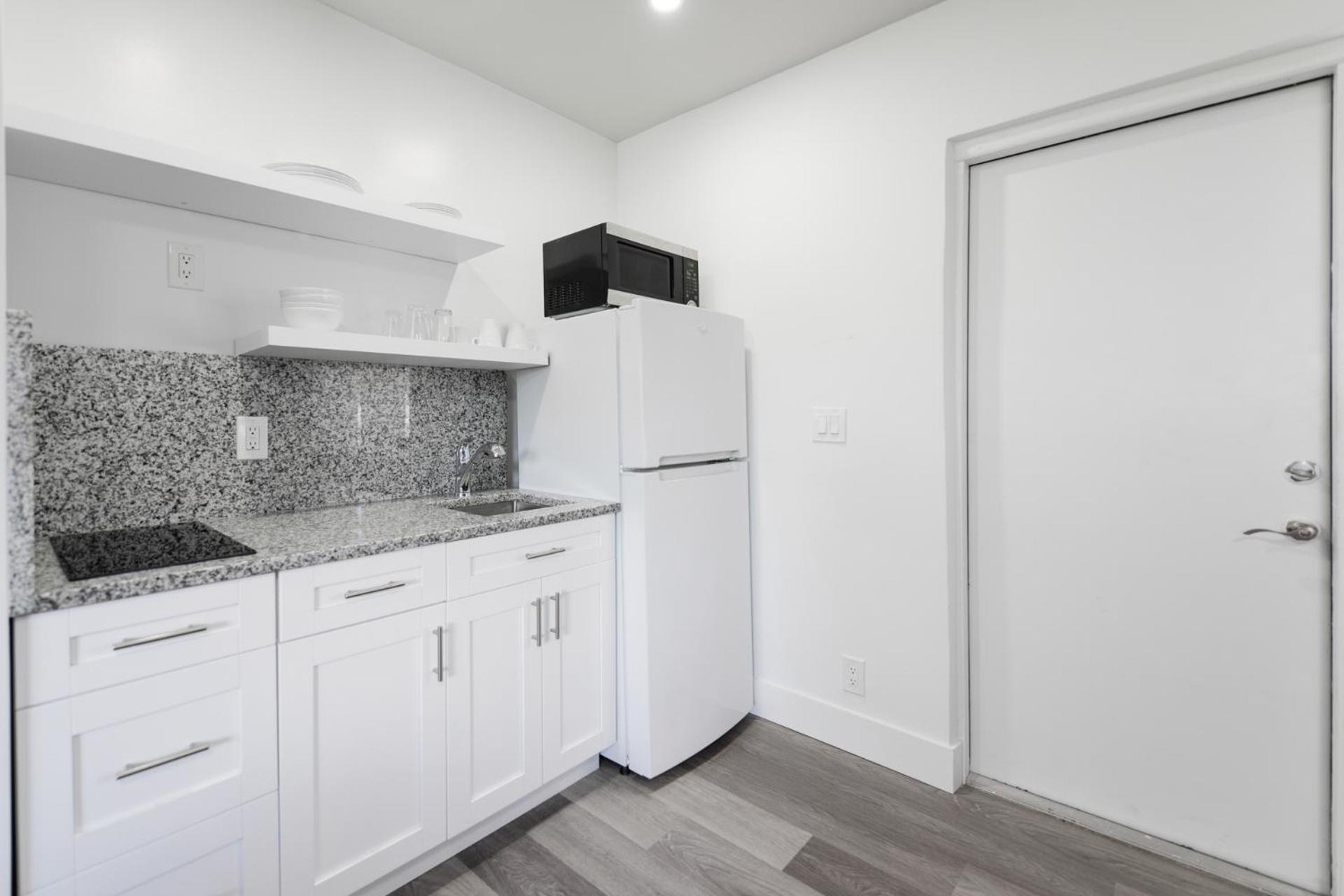Ocean View Balcony With Pool & Parking -M42 Apartment Hollywood Bagian luar foto