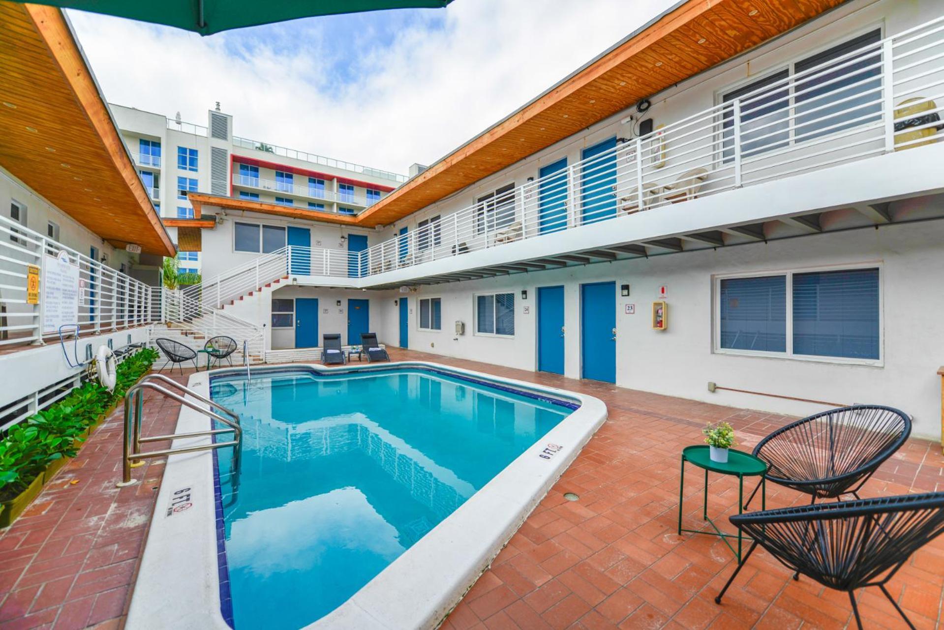 Ocean View Balcony With Pool & Parking -M42 Apartment Hollywood Bagian luar foto